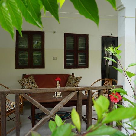 Cocolala Beach House Нунгві Екстер'єр фото