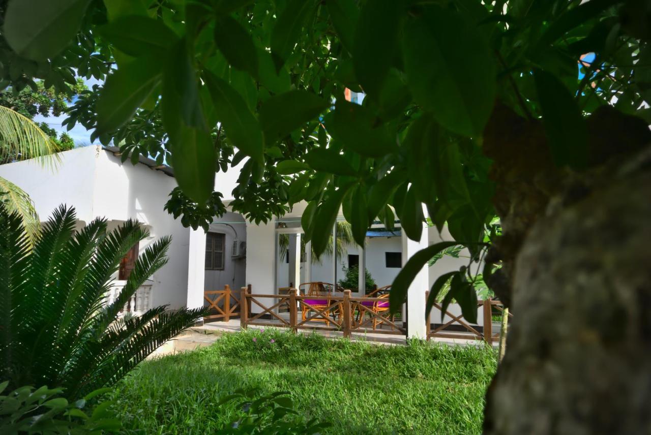 Cocolala Beach House Нунгві Екстер'єр фото