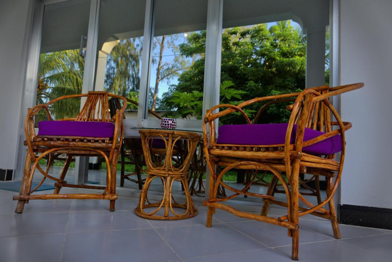 Cocolala Beach House Нунгві Екстер'єр фото