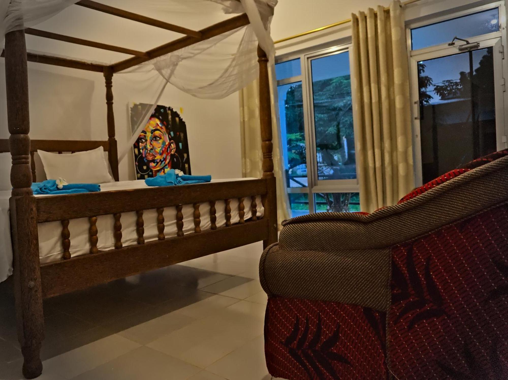 Cocolala Beach House Нунгві Номер фото